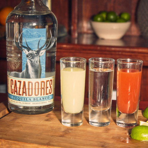 Tequila Cazadores Blanco 950 ml. 3 Tequila Cazadores Blanco