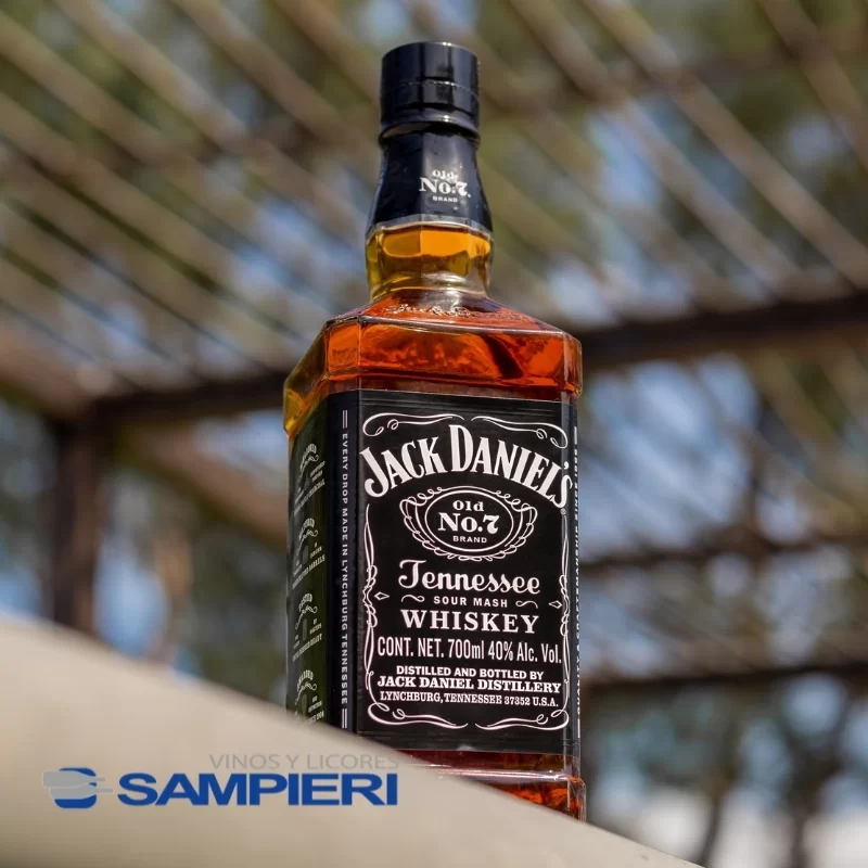 Whiskey Jack Daniels 700 ml. + Vaso 2 Whiskey Jack Daniels 700 ml.