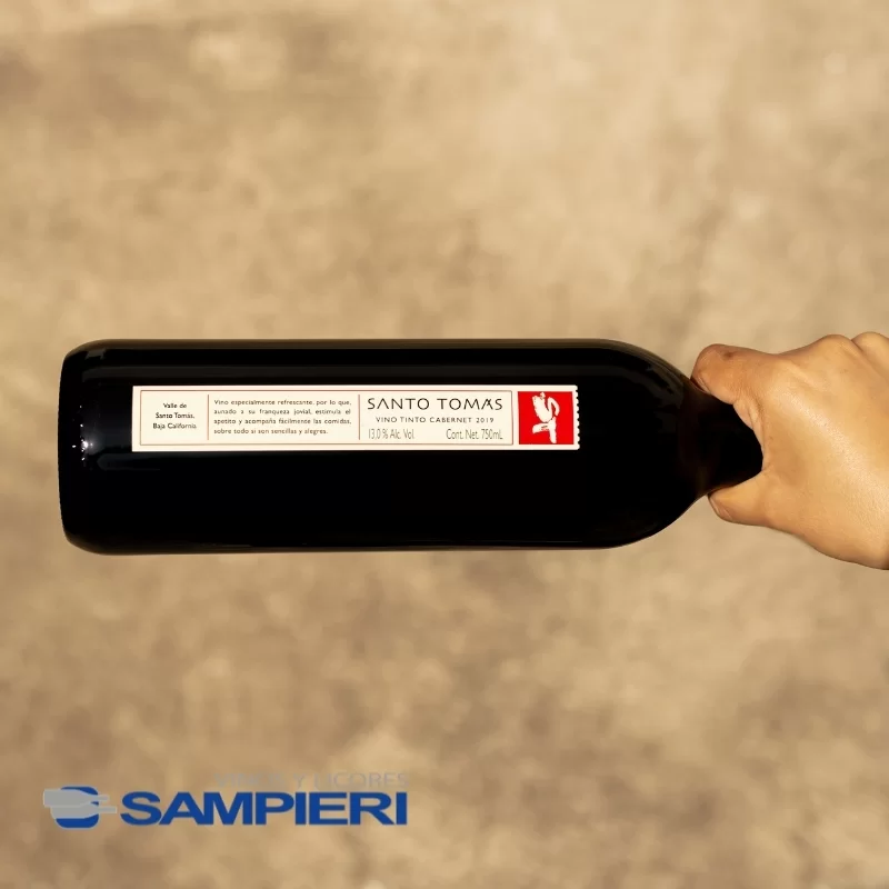 Vino Tinto Santo Tomas ST Cabernet Sauvignon 750 ml. 2 Vino Tinto Santo Tomas ST Cabernet Sauvignon 750 ml.