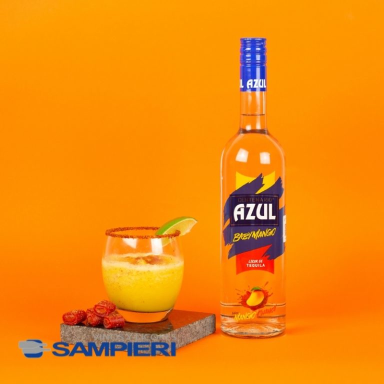 Licor De Tequila Centenario Azul Baby Mango 700 ml. Sampieri Vinos y