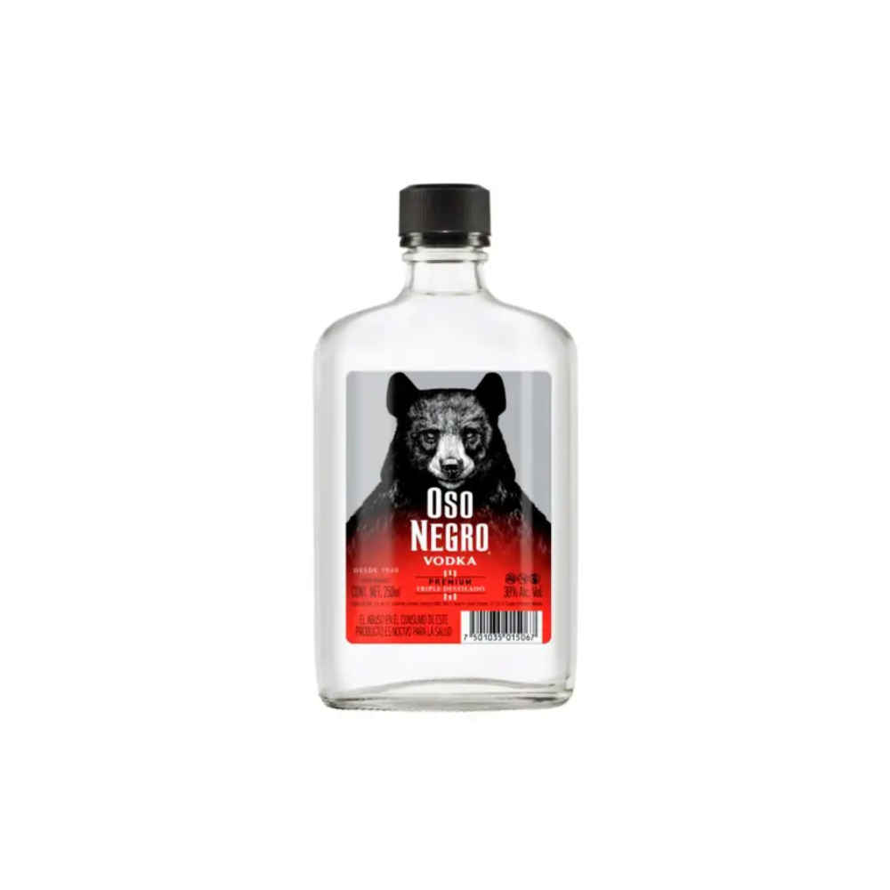 Vodka Oso Negro 200 ml. 1 Vodka Oso Negro 200 ml.