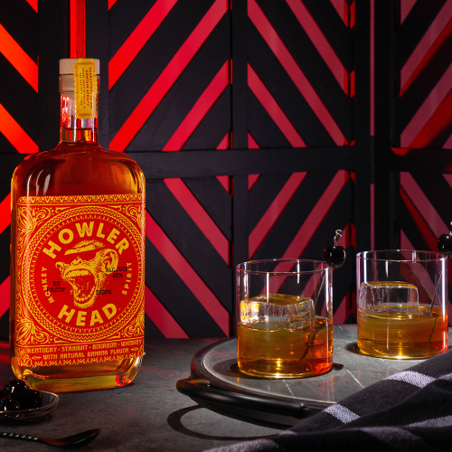 Whiskey Bourbon Howler Head De Platano 750 ml. + Hoodie 6 Whiskey Bourbon Howler Head De Platano 750 ml.