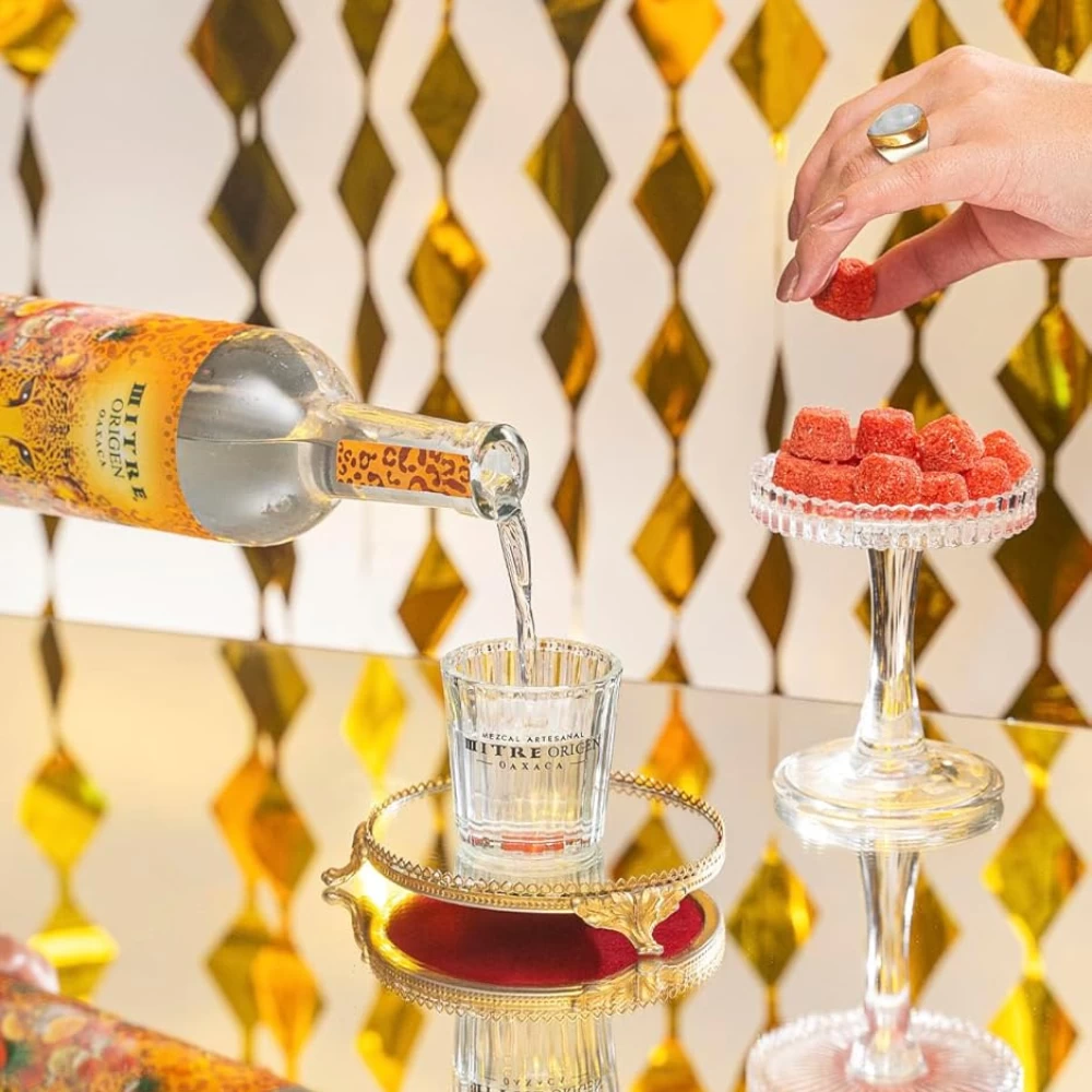 Licor de Mezcal Mitre Origen Tamborines 700 ml. 3 Licor de Mezcal Mitre Origen Tamborines 700 ml.