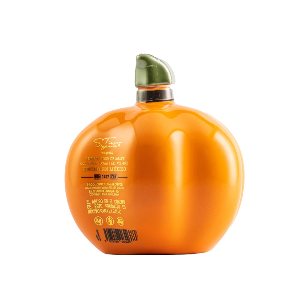 Tequila Tierra Sagrada Añejo Calabaza 750 ml. 2 Tequila Tierra Sagrada Añejo Calabaza 750 ml.